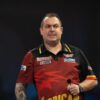 ‘The Hurricane’ Kim Huybrechts raast weer als vanouds over de dartwereld!